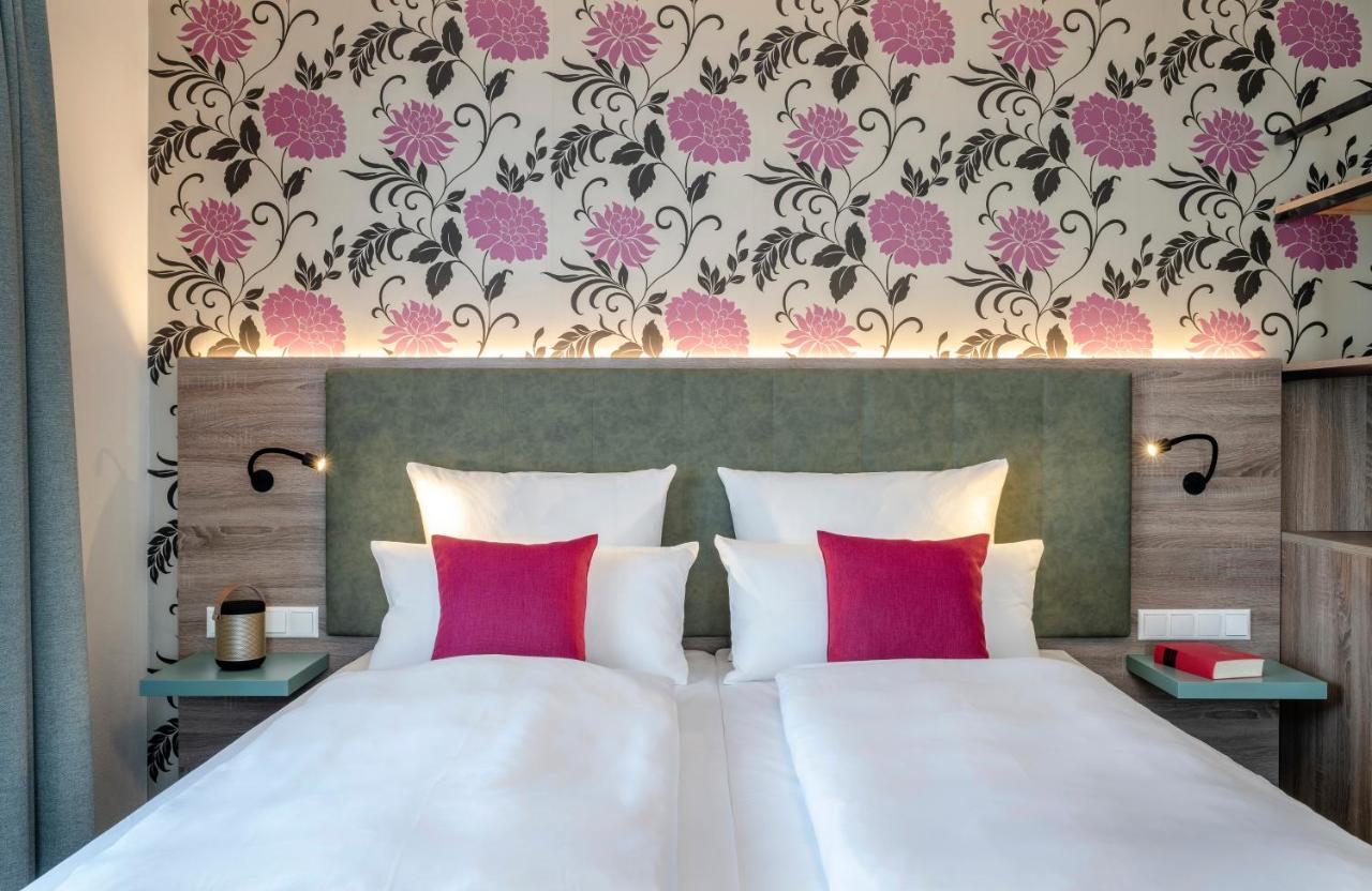 Boutique Hotel Erb Muenchen Parsdorf Vaterstetten Exteriör bild