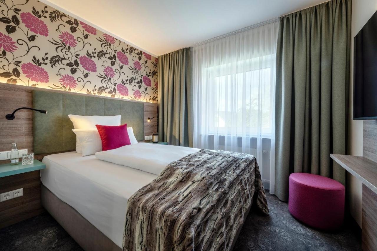 Boutique Hotel Erb Muenchen Parsdorf Vaterstetten Exteriör bild