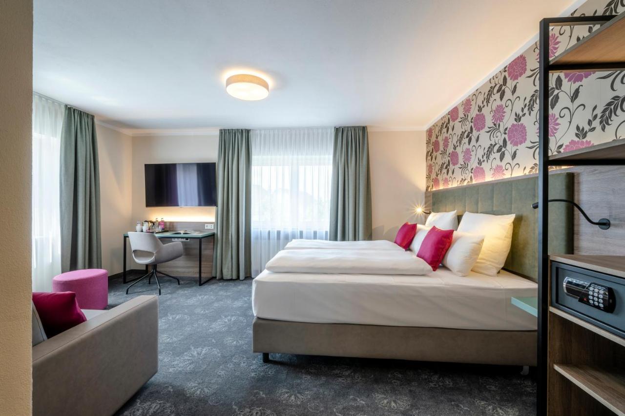 Boutique Hotel Erb Muenchen Parsdorf Vaterstetten Exteriör bild