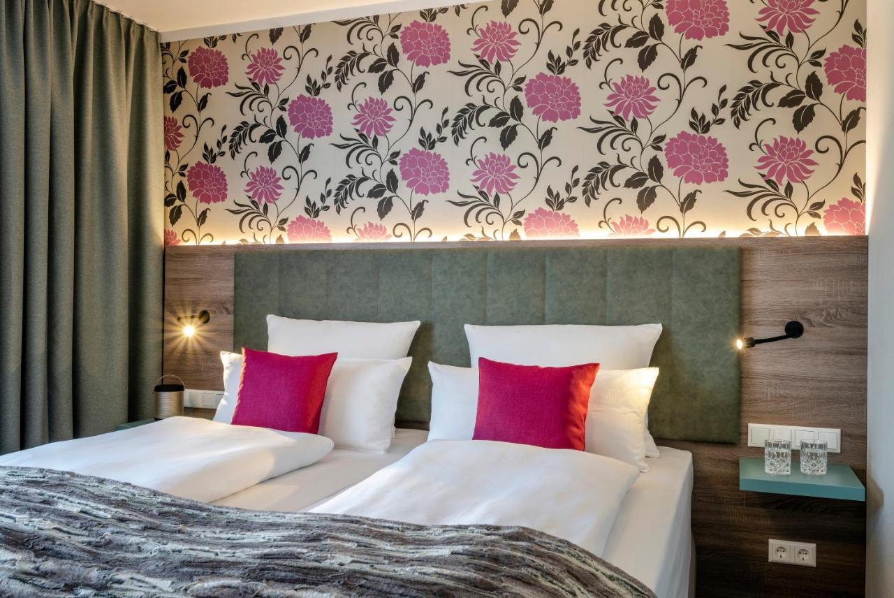 Boutique Hotel Erb Muenchen Parsdorf Vaterstetten Exteriör bild