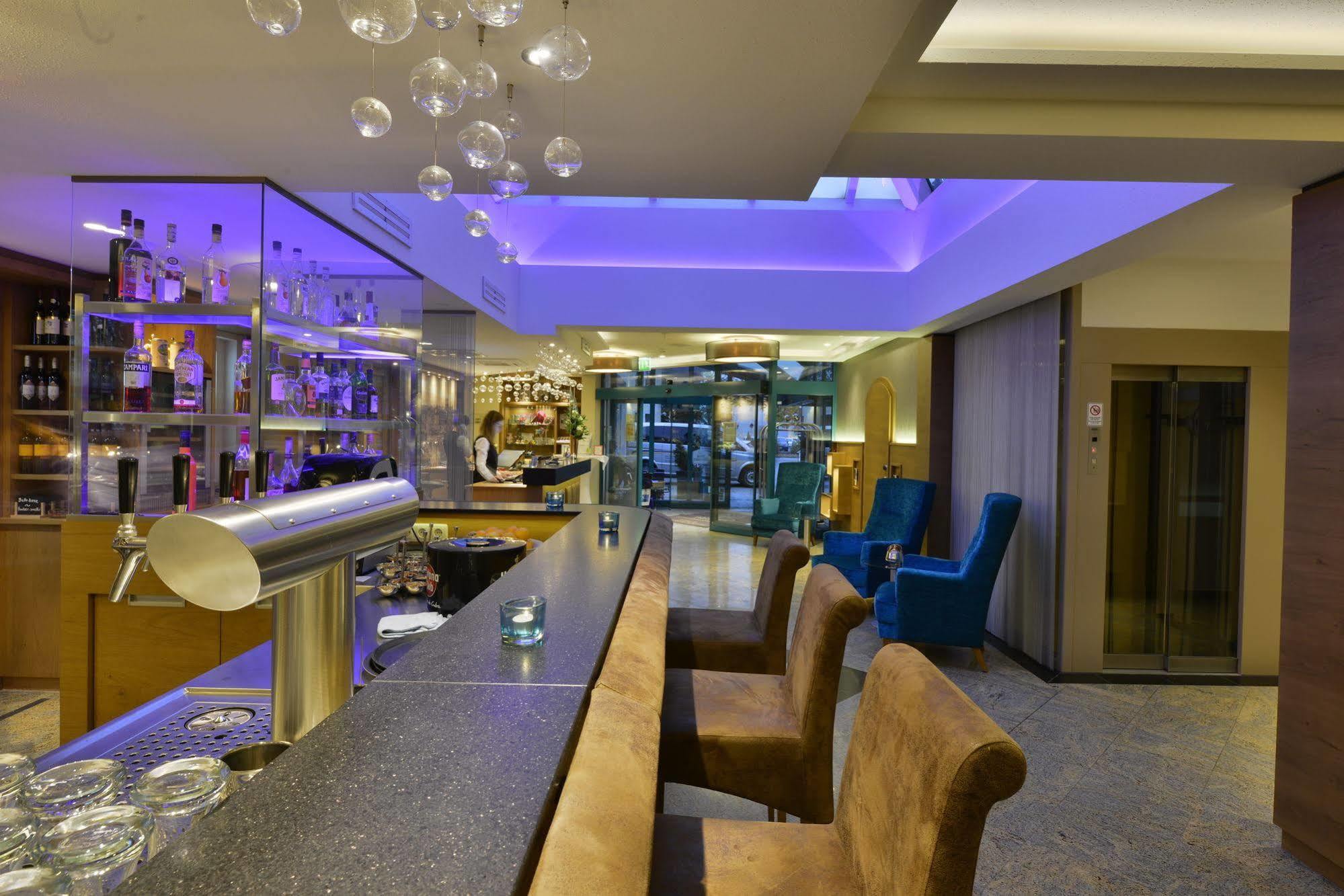 Boutique Hotel Erb Muenchen Parsdorf Vaterstetten Exteriör bild